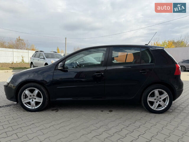 Черный Фольксваген Гольф, объемом двигателя 1.6 л и пробегом 243 тыс. км за 5999 $, фото 12 на Automoto.ua
