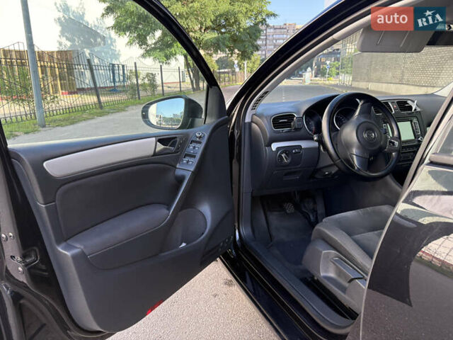 Чорний Фольксваген Гольф, об'ємом двигуна 1.39 л та пробігом 208 тис. км за 7200 $, фото 11 на Automoto.ua