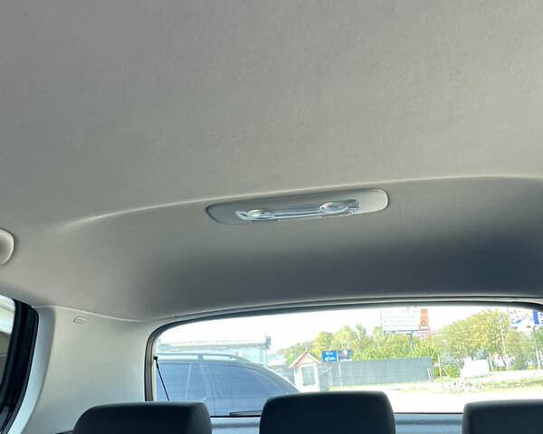 Чорний Фольксваген Гольф, об'ємом двигуна 1.39 л та пробігом 208 тис. км за 7900 $, фото 55 на Automoto.ua