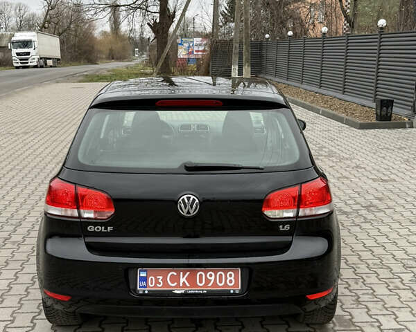 Черный Фольксваген Гольф, объемом двигателя 1.6 л и пробегом 198 тыс. км за 7899 $, фото 16 на Automoto.ua