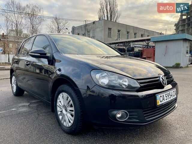 Черный Фольксваген Гольф, объемом двигателя 1.6 л и пробегом 247 тыс. км за 7950 $, фото 20 на Automoto.ua