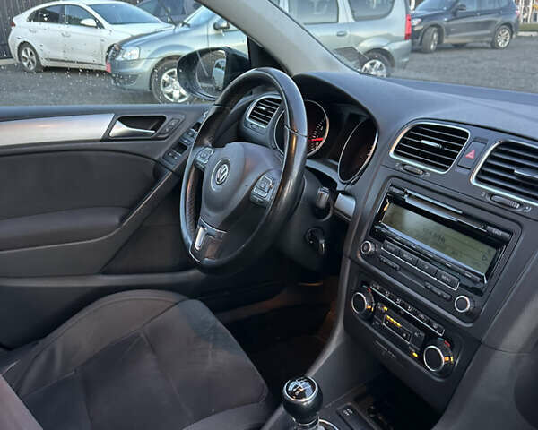 Чорний Фольксваген Гольф, об'ємом двигуна 1.4 л та пробігом 168 тис. км за 6800 $, фото 4 на Automoto.ua