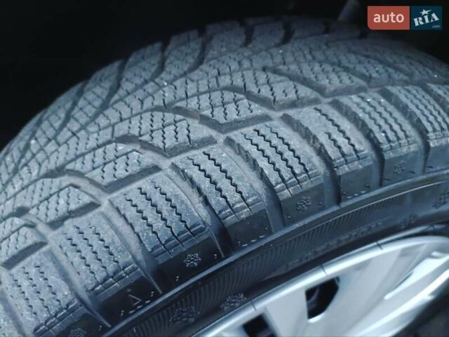 Черный Фольксваген Гольф, объемом двигателя 0 л и пробегом 223 тыс. км за 7350 $, фото 17 на Automoto.ua