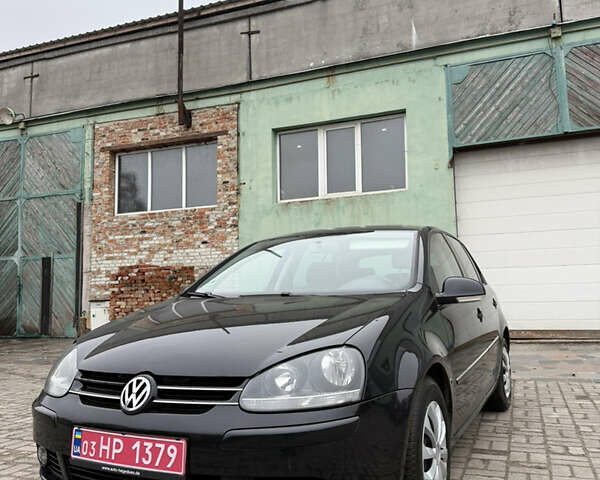 Черный Фольксваген Гольф, объемом двигателя 1.6 л и пробегом 185 тыс. км за 6999 $, фото 30 на Automoto.ua