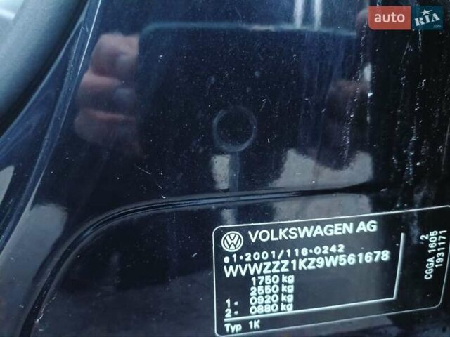 Чорний Фольксваген Гольф, об'ємом двигуна 1.4 л та пробігом 223 тис. км за 6999 $, фото 29 на Automoto.ua
