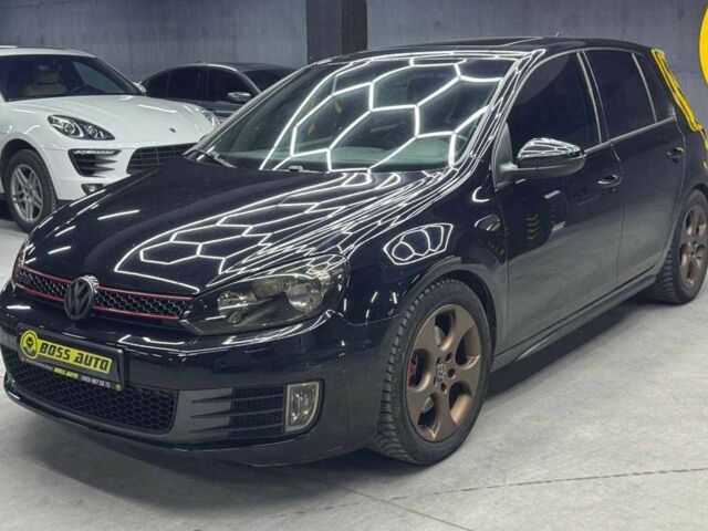 Фольксваген Гольф 2009 в Черновцах на Automoto.ua Черный Фольксваген Гольф, объемом двигателя 2 л и пробегом 250 тыс. км за 9800 $, фото 2 на Automoto.ua