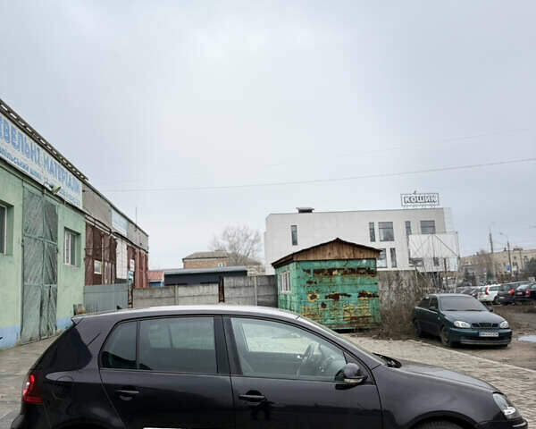 Черный Фольксваген Гольф, объемом двигателя 1.6 л и пробегом 185 тыс. км за 6999 $, фото 31 на Automoto.ua