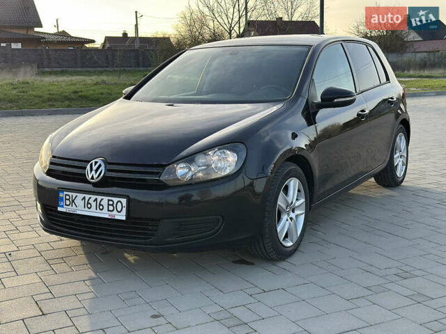 Черный Фольксваген Гольф, объемом двигателя 1.4 л и пробегом 310 тыс. км за 5700 $, фото 22 на Automoto.ua