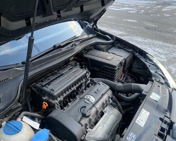 Черный Фольксваген Гольф, объемом двигателя 1.39 л и пробегом 219 тыс. км за 6850 $, фото 26 на Automoto.ua