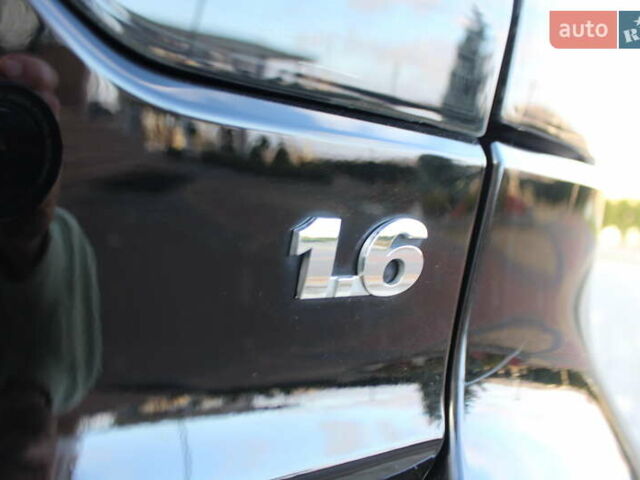 Черный Фольксваген Гольф, объемом двигателя 1.6 л и пробегом 210 тыс. км за 7390 $, фото 25 на Automoto.ua