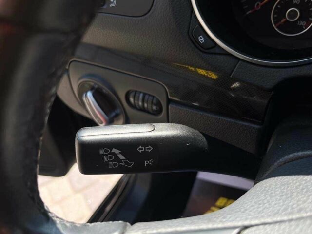 Черный Фольксваген Гольф, объемом двигателя 1.6 л и пробегом 194 тыс. км за 7300 $, фото 12 на Automoto.ua