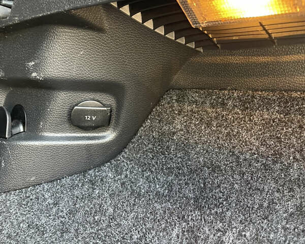 Чорний Фольксваген Гольф, об'ємом двигуна 1.39 л та пробігом 208 тис. км за 7900 $, фото 45 на Automoto.ua