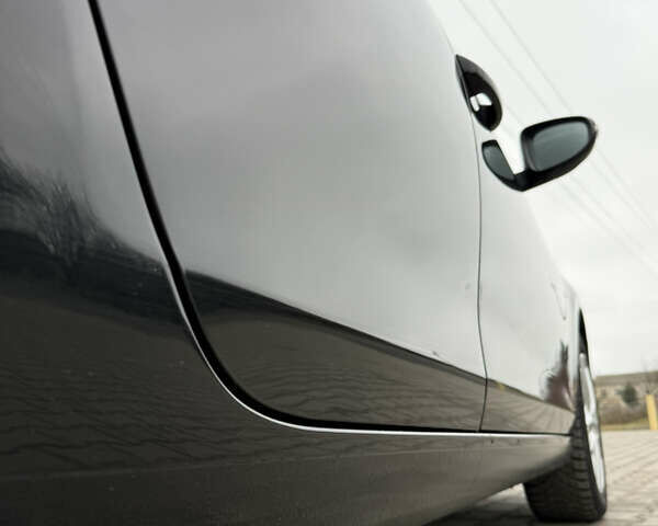 Черный Фольксваген Гольф, объемом двигателя 1.6 л и пробегом 198 тыс. км за 7899 $, фото 71 на Automoto.ua