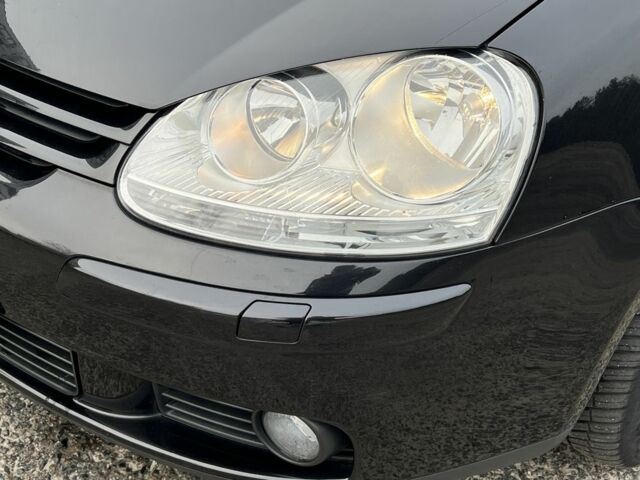 Черный Фольксваген Гольф, объемом двигателя 1.6 л и пробегом 167 тыс. км за 6999 $, фото 1 на Automoto.ua