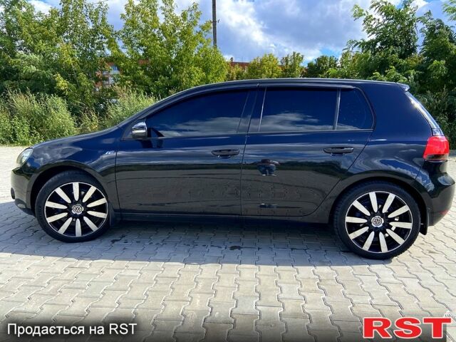 Черный Фольксваген Гольф, объемом двигателя 1.6 л и пробегом 230 тыс. км за 7200 $, фото 5 на Automoto.ua