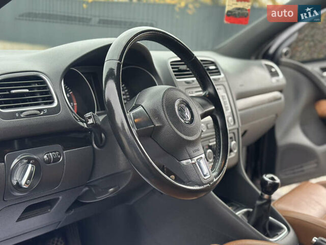 Чорний Фольксваген Гольф, об'ємом двигуна 1.39 л та пробігом 210 тис. км за 7900 $, фото 13 на Automoto.ua