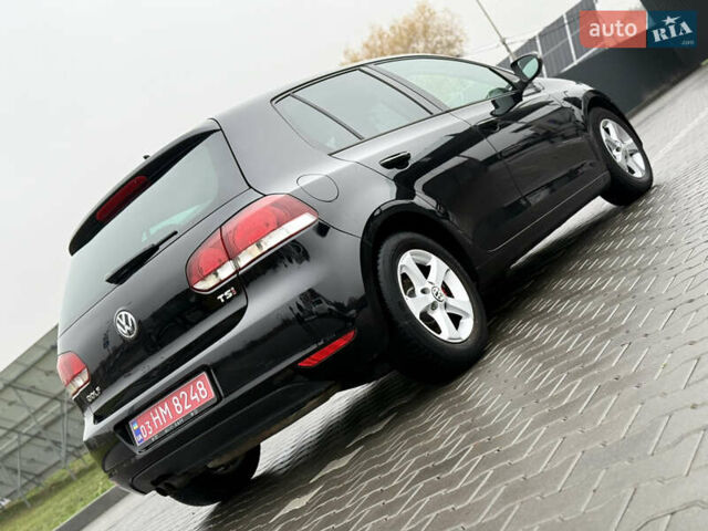 Черный Фольксваген Гольф, объемом двигателя 1.4 л и пробегом 227 тыс. км за 8500 $, фото 26 на Automoto.ua