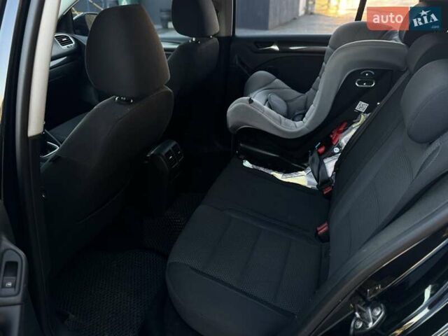 Черный Фольксваген Гольф, объемом двигателя 1.39 л и пробегом 184 тыс. км за 7990 $, фото 19 на Automoto.ua