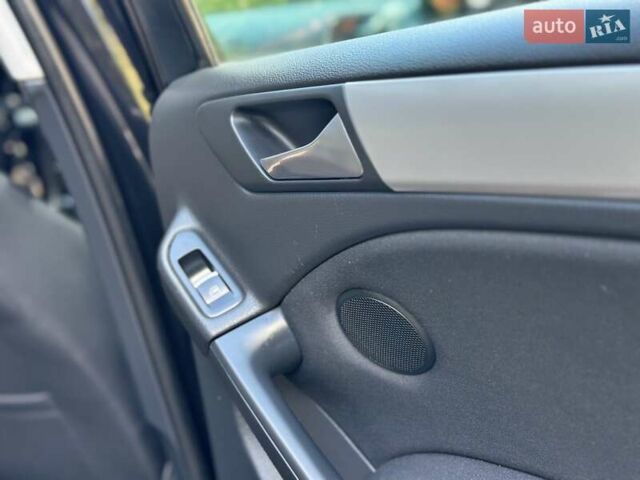 Черный Фольксваген Гольф, объемом двигателя 1.39 л и пробегом 199 тыс. км за 8750 $, фото 64 на Automoto.ua