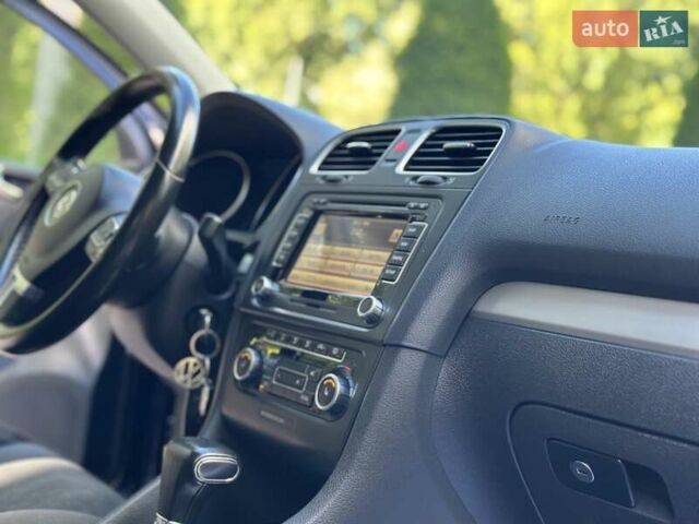 Чорний Фольксваген Гольф, об'ємом двигуна 1.39 л та пробігом 199 тис. км за 8750 $, фото 21 на Automoto.ua