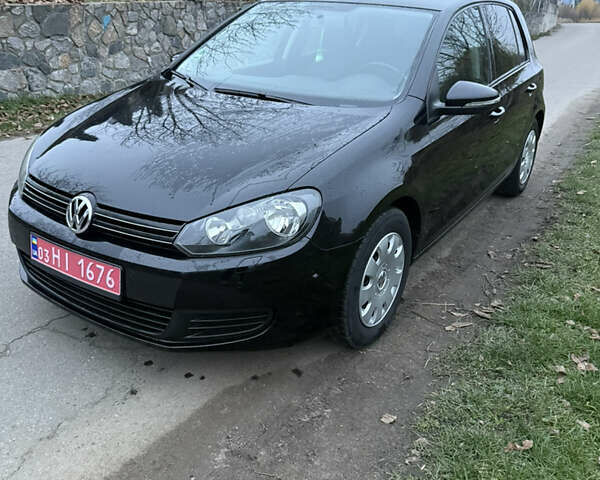 Чорний Фольксваген Гольф, об'ємом двигуна 1.39 л та пробігом 230 тис. км за 8250 $, фото 2 на Automoto.ua