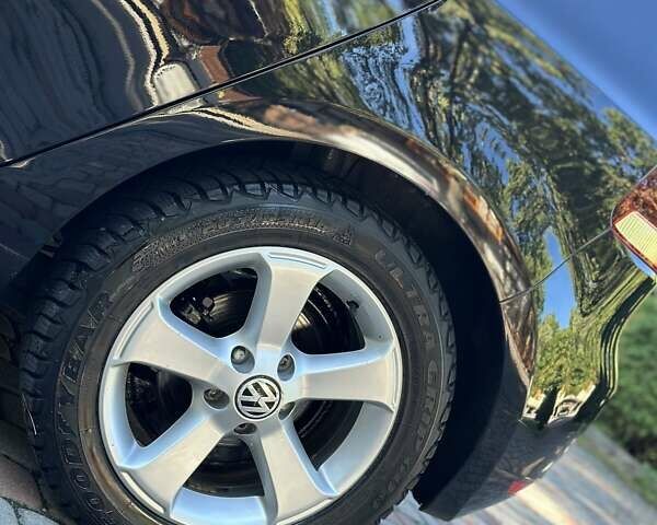 Чорний Фольксваген Гольф, об'ємом двигуна 1.39 л та пробігом 199 тис. км за 8750 $, фото 60 на Automoto.ua