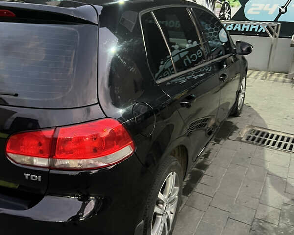 Черный Фольксваген Гольф, объемом двигателя 1.6 л и пробегом 292 тыс. км за 7200 $, фото 4 на Automoto.ua