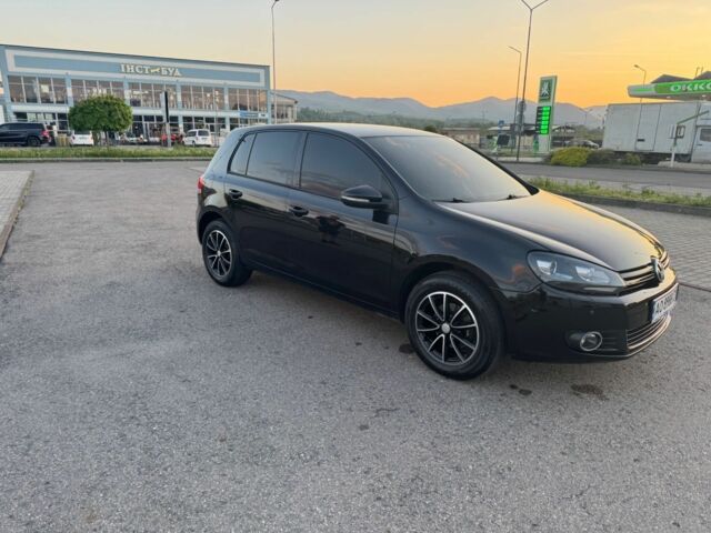 Черный Фольксваген Гольф, объемом двигателя 1.6 л и пробегом 265 тыс. км за 8800 $, фото 6 на Automoto.ua