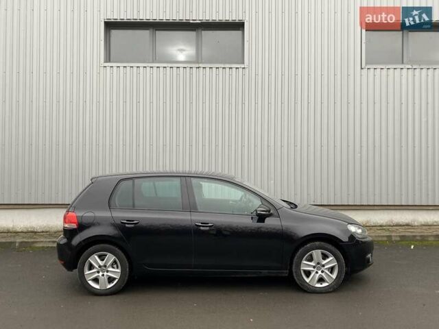 Черный Фольксваген Гольф, объемом двигателя 1.39 л и пробегом 221 тыс. км за 7900 $, фото 2 на Automoto.ua