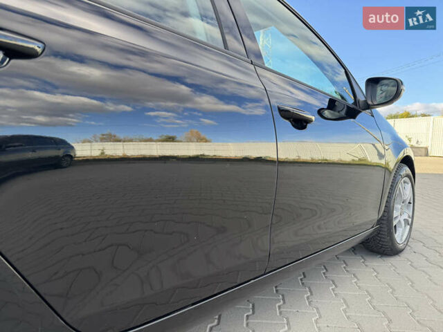 Черный Фольксваген Гольф, объемом двигателя 1.6 л и пробегом 186 тыс. км за 7999 $, фото 24 на Automoto.ua