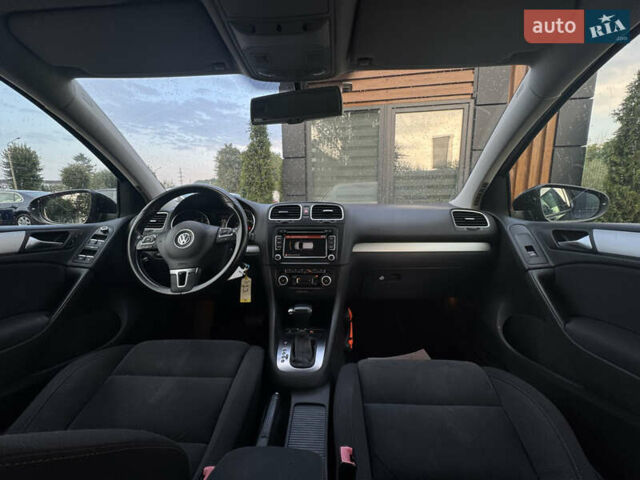 Черный Фольксваген Гольф, объемом двигателя 1.4 л и пробегом 188 тыс. км за 8750 $, фото 32 на Automoto.ua