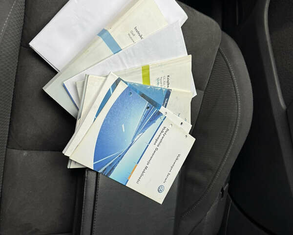 Черный Фольксваген Гольф, объемом двигателя 1.39 л и пробегом 279 тыс. км за 6800 $, фото 35 на Automoto.ua