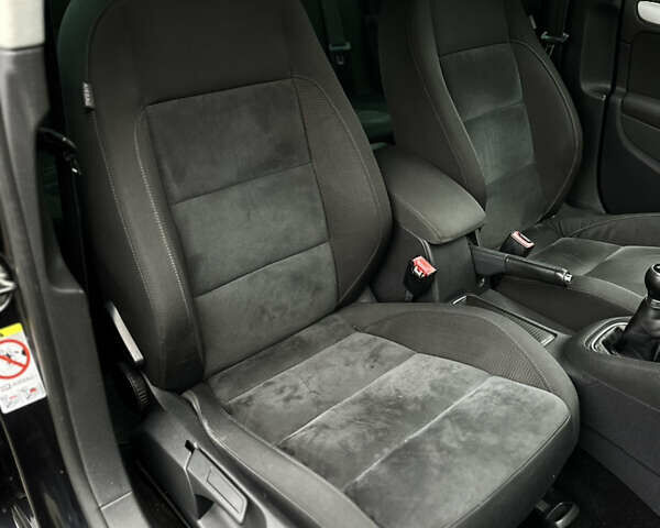 Черный Фольксваген Гольф, объемом двигателя 1.4 л и пробегом 197 тыс. км за 7999 $, фото 37 на Automoto.ua