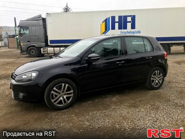 Черный Фольксваген Гольф, объемом двигателя 1.6 л и пробегом 232 тыс. км за 8200 $, фото 3 на Automoto.ua