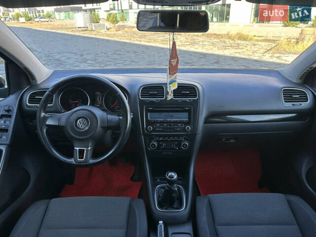 Фольксваген Гольф 2010 в Хмельницком на Automoto.ua Черный Фольксваген Гольф, объемом двигателя 1.97 л и пробегом 230 тыс. км за 7700 $, фото 14 на Automoto.ua