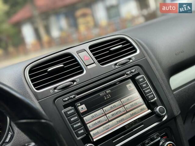 Черный Фольксваген Гольф, объемом двигателя 1.39 л и пробегом 199 тыс. км за 8750 $, фото 68 на Automoto.ua