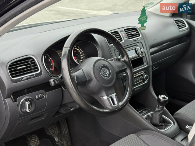 Чорний Фольксваген Гольф, об'ємом двигуна 1.4 л та пробігом 215 тис. км за 6850 $, фото 42 на Automoto.ua