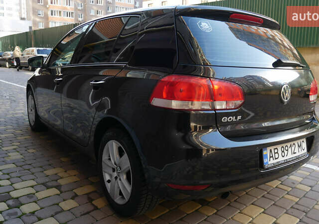 Черный Фольксваген Гольф, объемом двигателя 1.59 л и пробегом 227 тыс. км за 8600 $, фото 5 на Automoto.ua