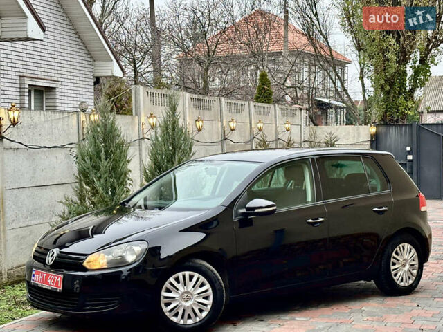 Черный Фольксваген Гольф, объемом двигателя 1.6 л и пробегом 138 тыс. км за 7950 $, фото 12 на Automoto.ua