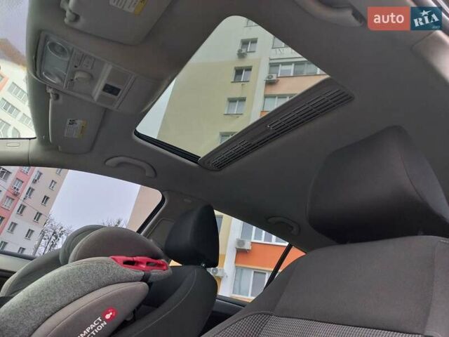 Черный Фольксваген Гольф, объемом двигателя 2.48 л и пробегом 212 тыс. км за 7800 $, фото 2 на Automoto.ua