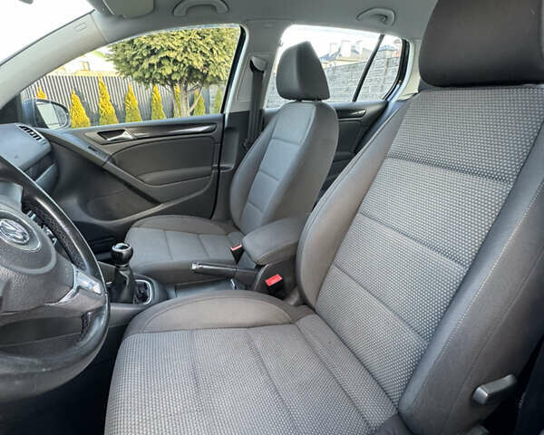 Чорний Фольксваген Гольф, об'ємом двигуна 1.4 л та пробігом 215 тис. км за 6190 $, фото 24 на Automoto.ua