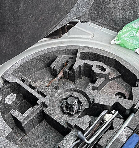 Черный Фольксваген Гольф, объемом двигателя 1.39 л и пробегом 242 тыс. км за 7999 $, фото 36 на Automoto.ua