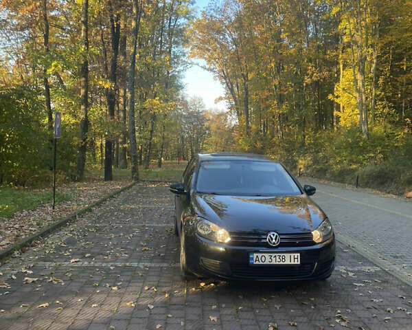 Черный Фольксваген Гольф, объемом двигателя 1.39 л и пробегом 172 тыс. км за 9700 $, фото 6 на Automoto.ua