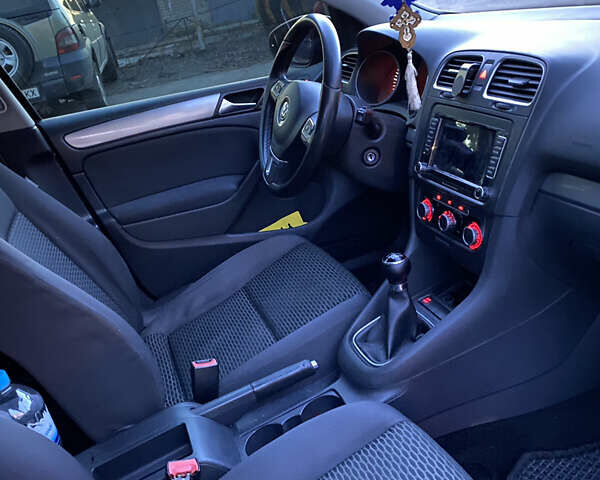 Чорний Фольксваген Гольф, об'ємом двигуна 1.6 л та пробігом 2 тис. км за 7500 $, фото 5 на Automoto.ua