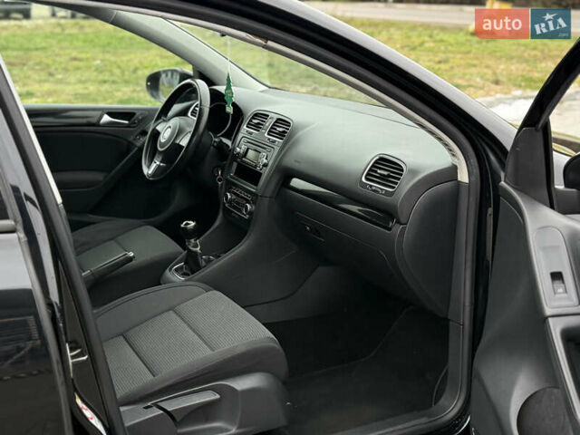 Чорний Фольксваген Гольф, об'ємом двигуна 1.4 л та пробігом 215 тис. км за 6850 $, фото 51 на Automoto.ua