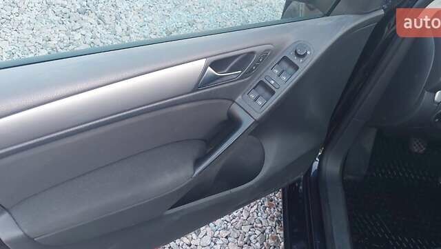 Черный Фольксваген Гольф, объемом двигателя 1.6 л и пробегом 191 тыс. км за 7650 $, фото 14 на Automoto.ua