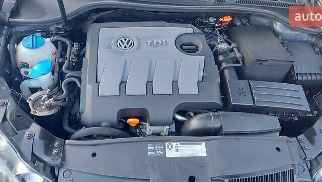 Черный Фольксваген Гольф, объемом двигателя 1.6 л и пробегом 191 тыс. км за 7650 $, фото 1 на Automoto.ua