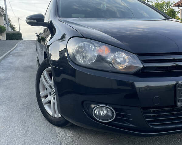 Черный Фольксваген Гольф, объемом двигателя 1.39 л и пробегом 186 тыс. км за 7900 $, фото 19 на Automoto.ua