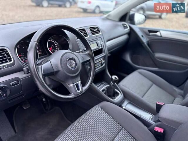 Черный Фольксваген Гольф, объемом двигателя 1.4 л и пробегом 184 тыс. км за 7899 $, фото 9 на Automoto.ua
