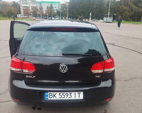 Чорний Фольксваген Гольф, об'ємом двигуна 1.39 л та пробігом 185 тис. км за 8500 $, фото 5 на Automoto.ua